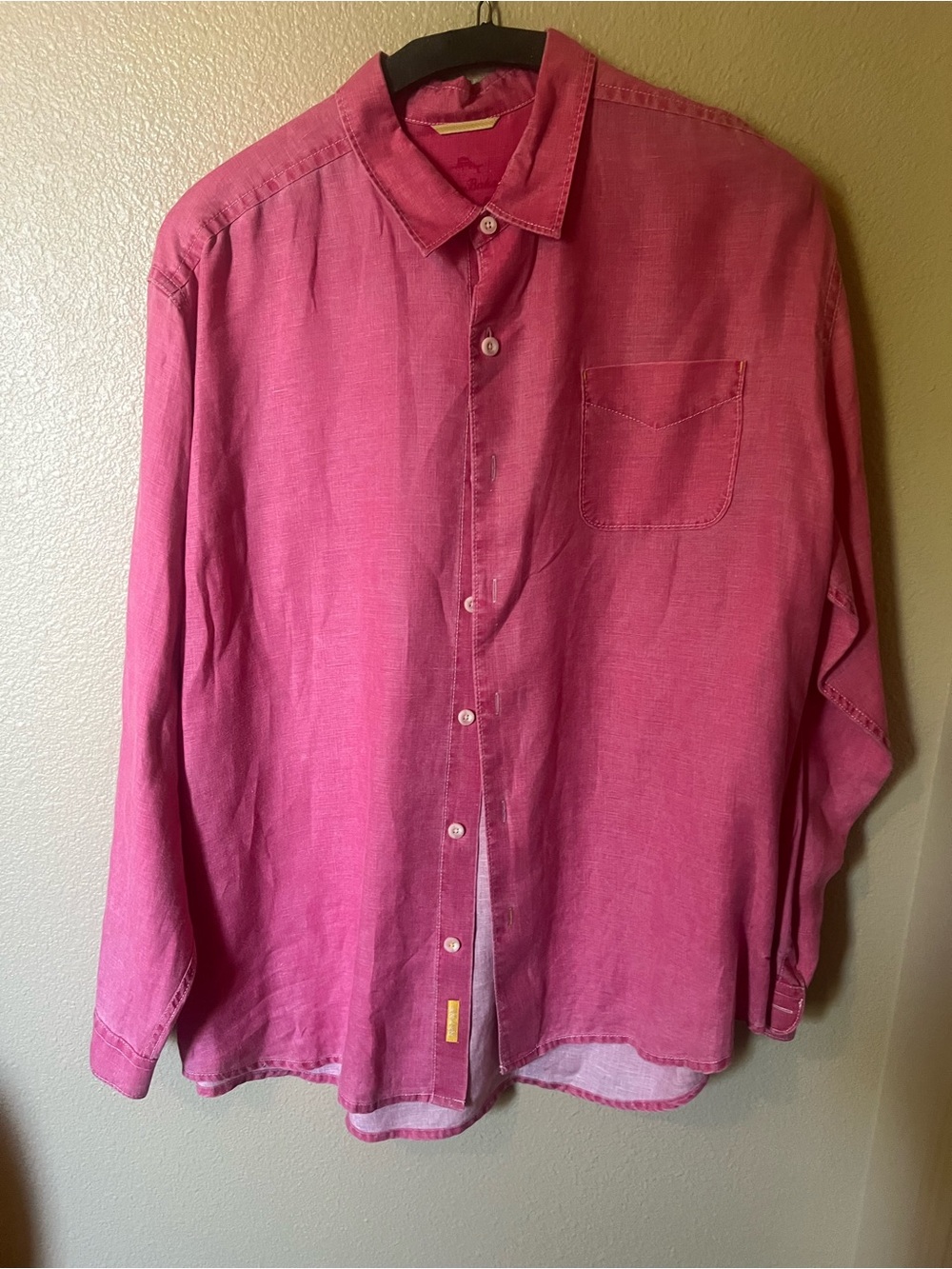 Tommy Bahama Men’s Fuchsia Casual Button-Down Shirt